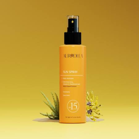 Aurodhea Sunscreen Spray SPF15 - 150 ml | Enriched with Witch Hazel, Aloe Vera, Panthenol and Vitamin E